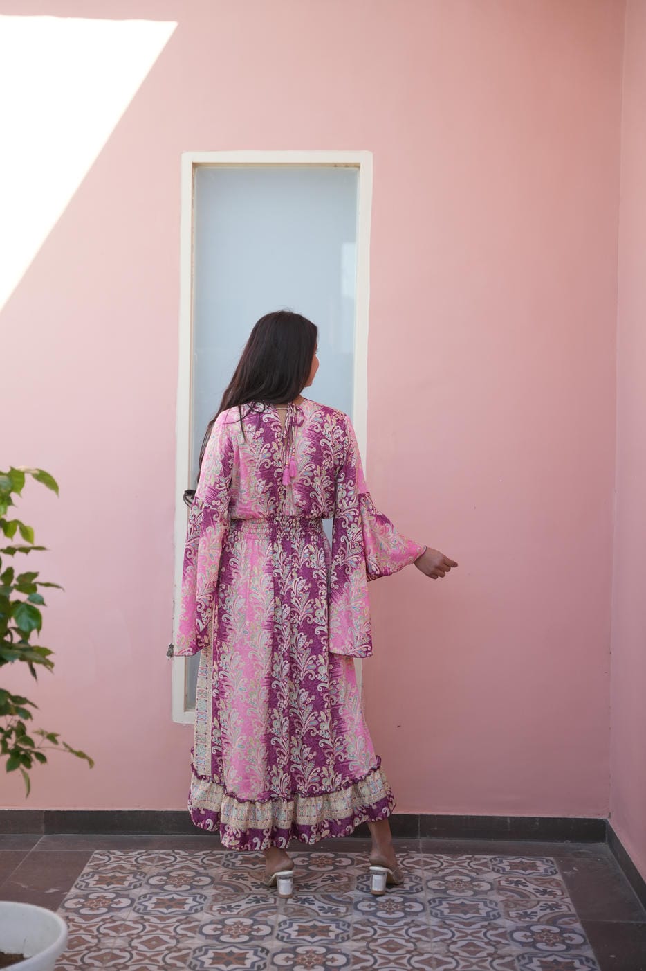 ZELLA JUNGLLEBILLE PINK MAJENTA BUTTERFLY SLEEV HIGH LOW BOHO DRESS