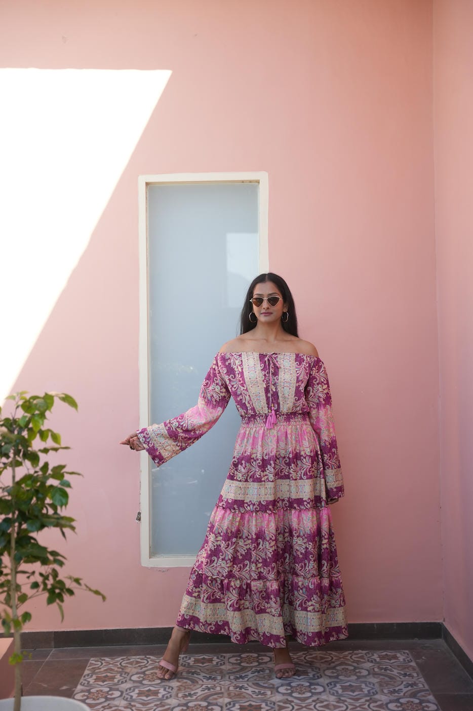 GYPSY JUNGLLE BILLE PURPEL-PINK COLD SHOULDER LONG BOHO MAXI
